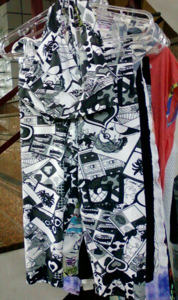 Conjunto calça + top. Laguna